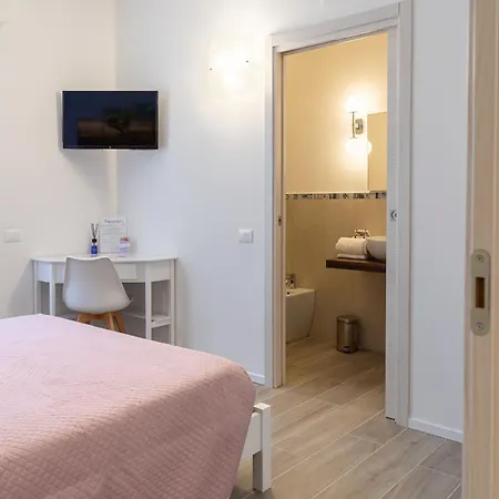 Alojamento de Acomodação e Pequeno-almoço Per Le Vie Del Conero 3*