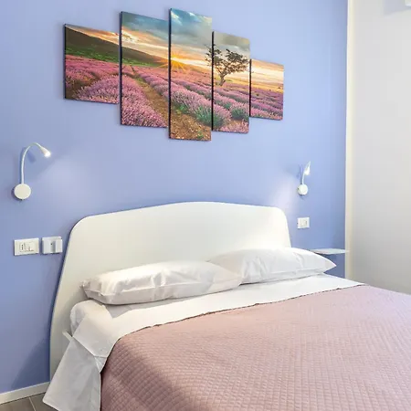 Per Le Vie Del Conero 3*