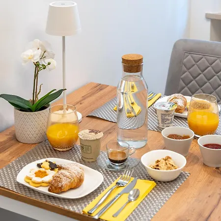 Per Le Vie Del Conero Bed & Breakfast *